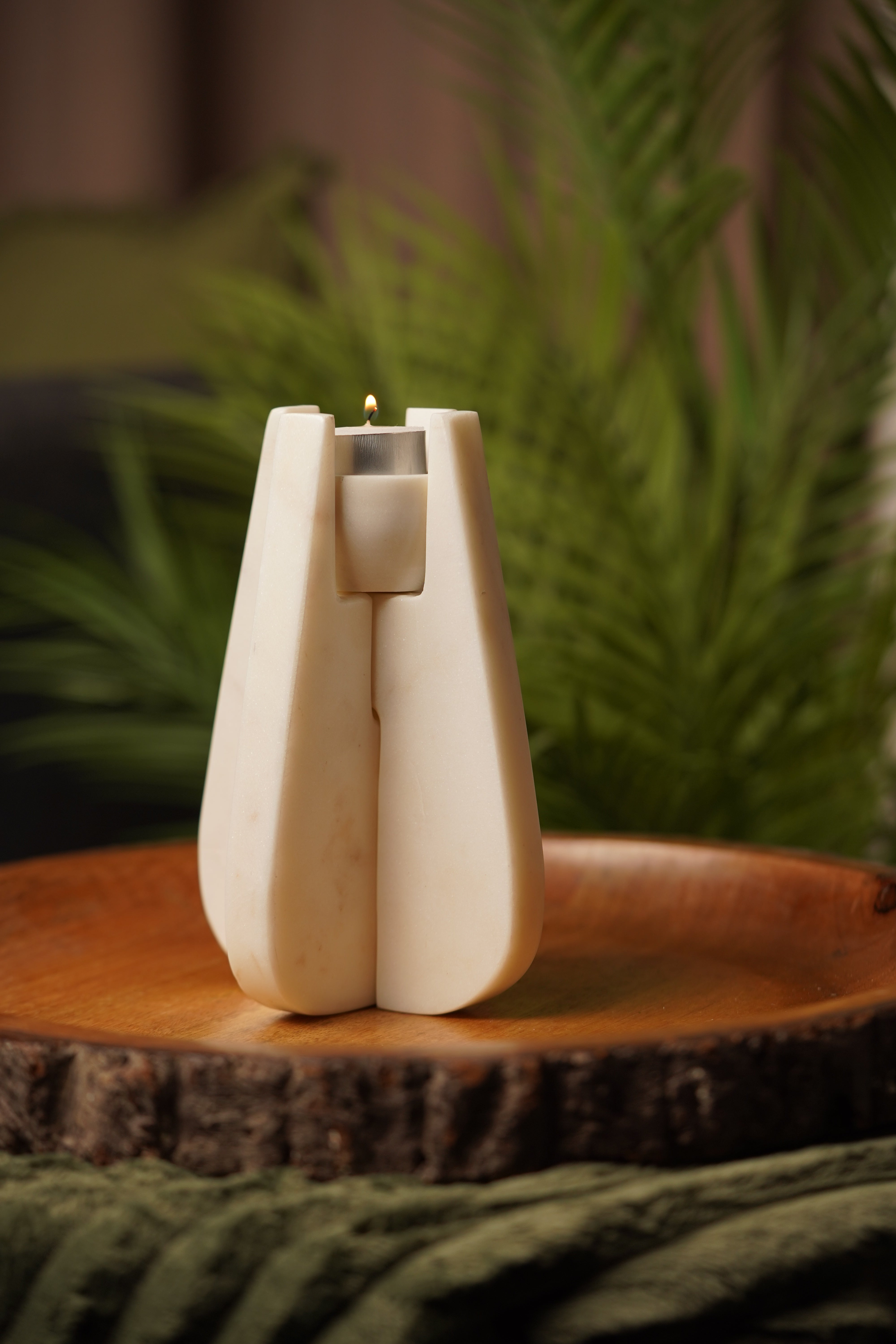 Connecting Marble T Lighter